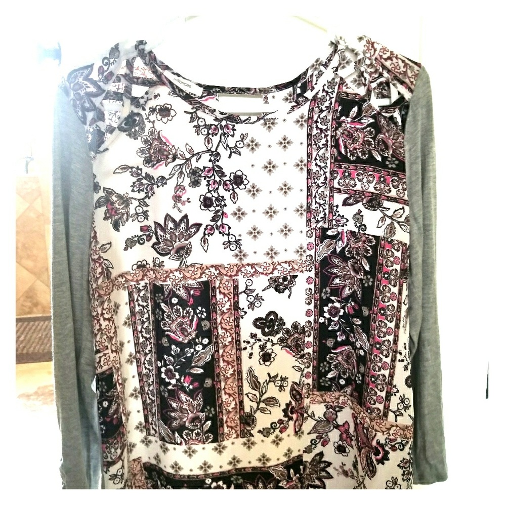 LADIES "MAURICES" BLOUSE